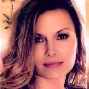 Meet your Posher, Paula